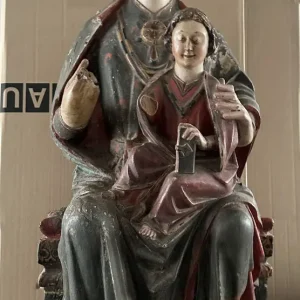 retablo-siglo-xvii-talla-de-la-virgen-y-el-nino-siglo-xiii-antes-restauracion-retablos-viridian-restauraciones